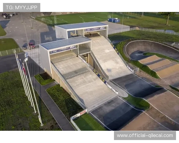 老将范弗鲁滕奥运后退役,BMX竞速时代更迭 老将范弗鲁滕奥运后退役,BMX竞速时代更迭